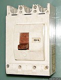 Автоматический выключатель ВА-5135 (250А) Сумы