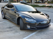 Tesla Model S 2013 - электромобиль бизнес-класса Київ