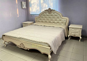 Дубове двоспальне ліжко Венеціано з каретною стяжкою від виробника із м. Київ