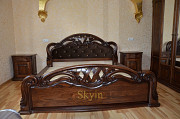 Дубове різьблене ліжко Віка з фігурним узголів'ям із м. Київ