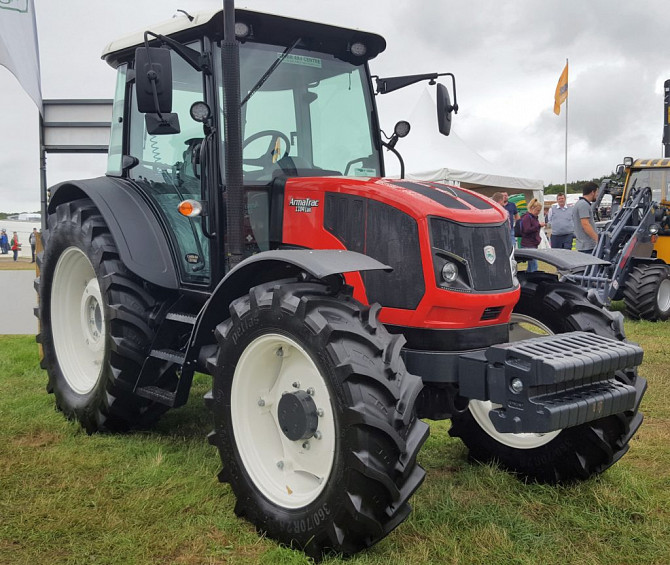Продам трактор Arma Trac 1104 Lux Миронівка - зображення 1