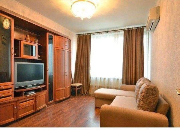 Сдам 2х комн. кв-ру в центре по ул. Первомайская 3500 грн/мес Кременчук - зображення 1