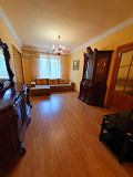 Продам просторную квартиру в центре Донецьк