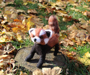 Красная Панда игрушка валяная из шерсти интерьерная подарок сувенир іграшка панда валяная хендмєйд із м. Одеса