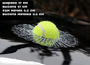 Наклейка на авто Мячик Теннисный в окне, наклейка прикол из г. Борисполь