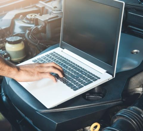 Сто, Компьютерная диагностика Mercedes Benz и других авто в Киеве Київ - зображення 1
