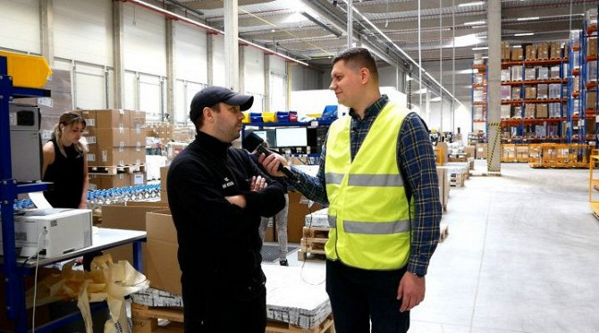 Вакансия на упаковку-сортировку-проверку продукции Amazon в Англии Київ - зображення 1