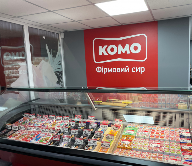 Продавець-консультант фірмового магазину м. Печерська Киев - изображение 1
