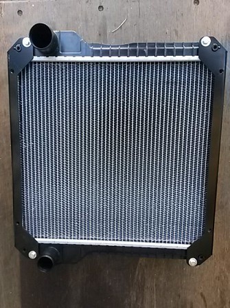 Кейс 8940 - Радиатор охлаждения двигателя Київ - зображення 1