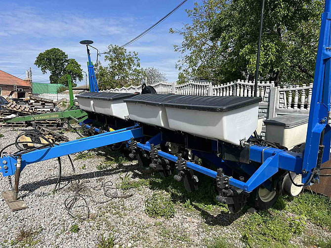 Kinze 3000, 8 рядів, б/в Київ - зображення 1