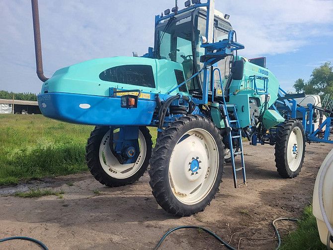 Самохідний обприскувач Bertou 4001 Киев - изображение 1
