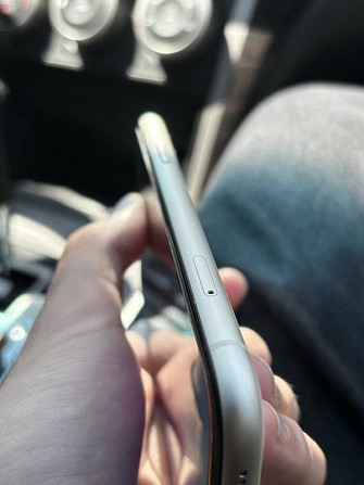 Продам iphone 11 64gb у гарному стані — лише 7000 грн Київ - зображення 1