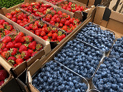 Продаємо свіжу полуницю та свіжу лохину из г. Житомир